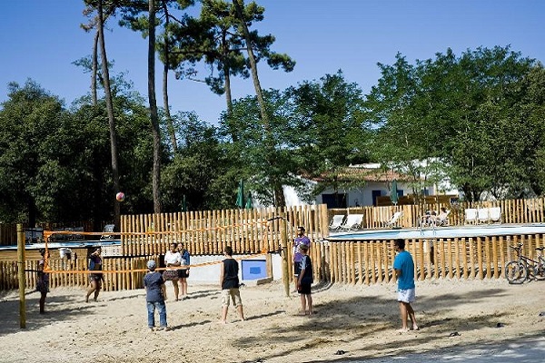 /campings/francia/poitou-charentes/charente-maritima/Huttopia Oléron Les Pisn/camping-oleron-les-pins-1483042233-xl.jpg
